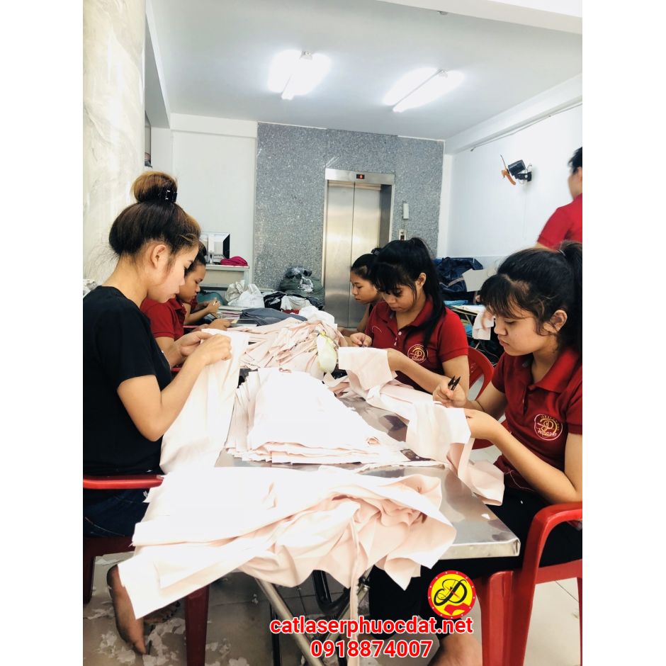 MÁY CẮT LASER PHƯỚC ĐẠT