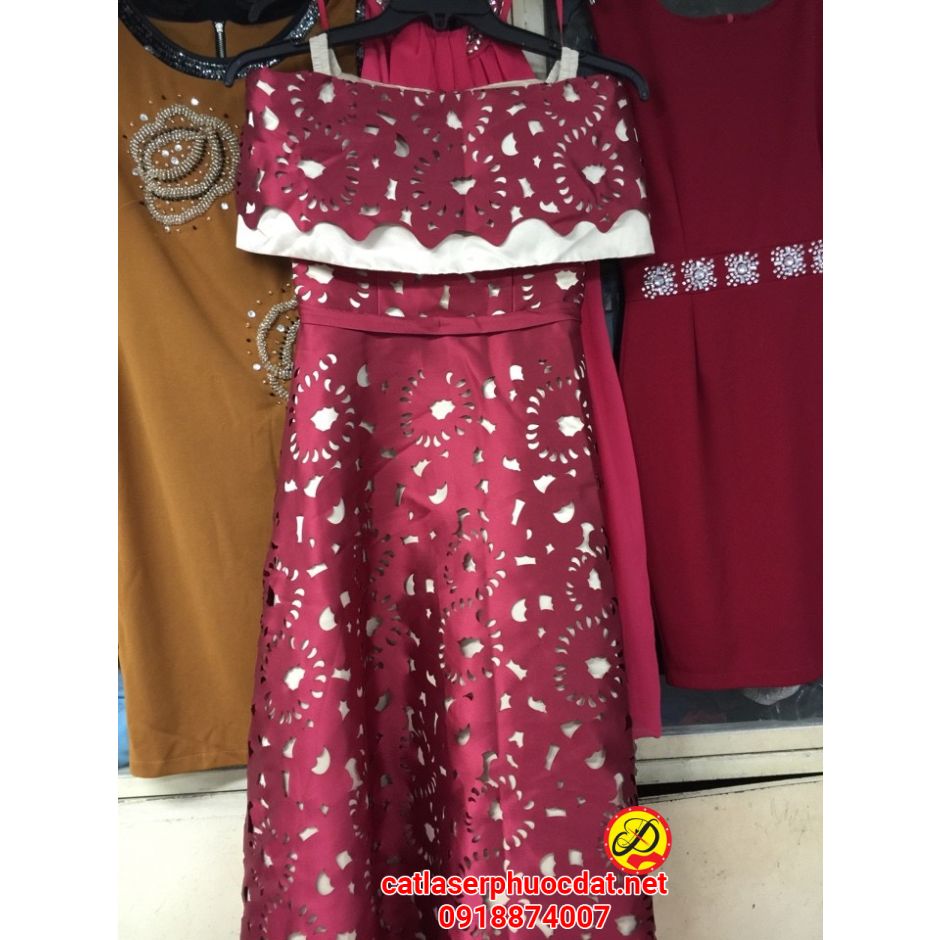 Cắt laze trên áo