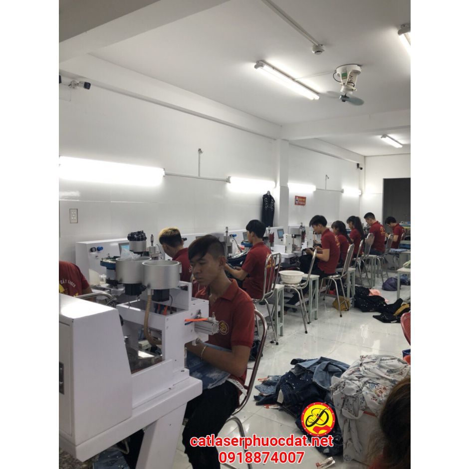 MÁY CẮT LASER PHƯỚC ĐẠT