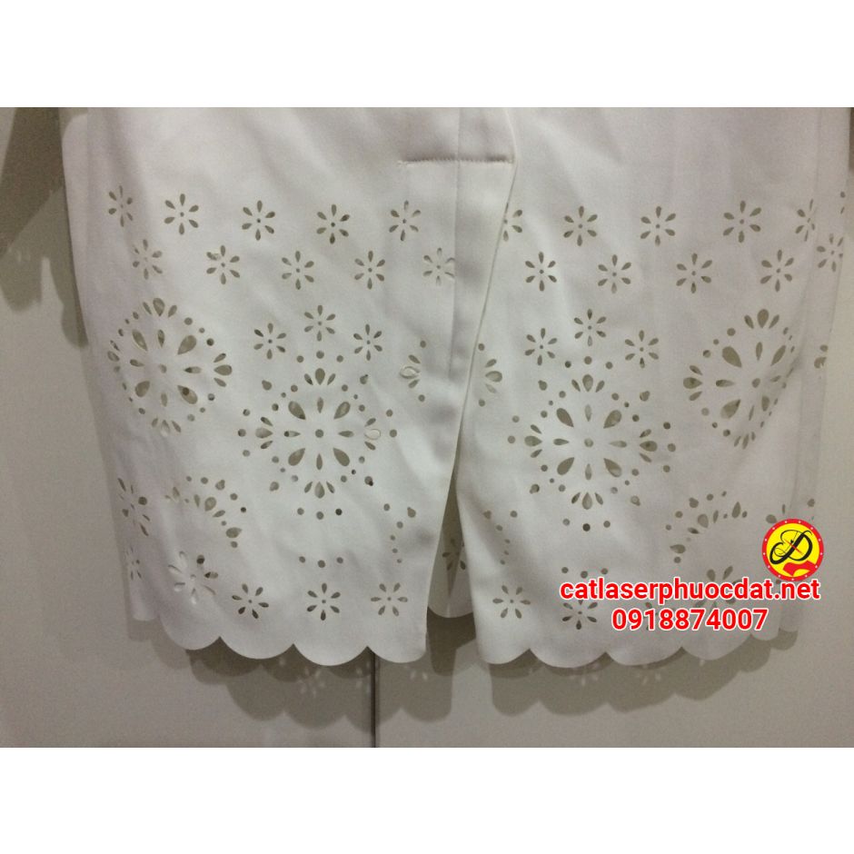 Cắt laze trên váy